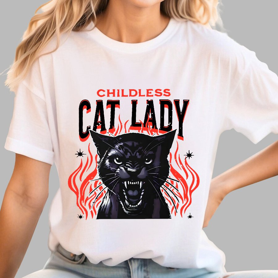 Childless Cat Lady Cat Ladies Nerd T-Shirt