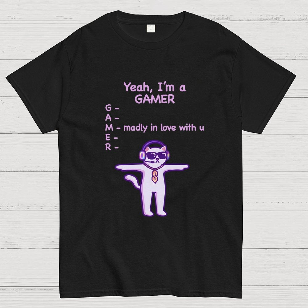Madly In Love With You  Valentine's Day Geek T-Shirt