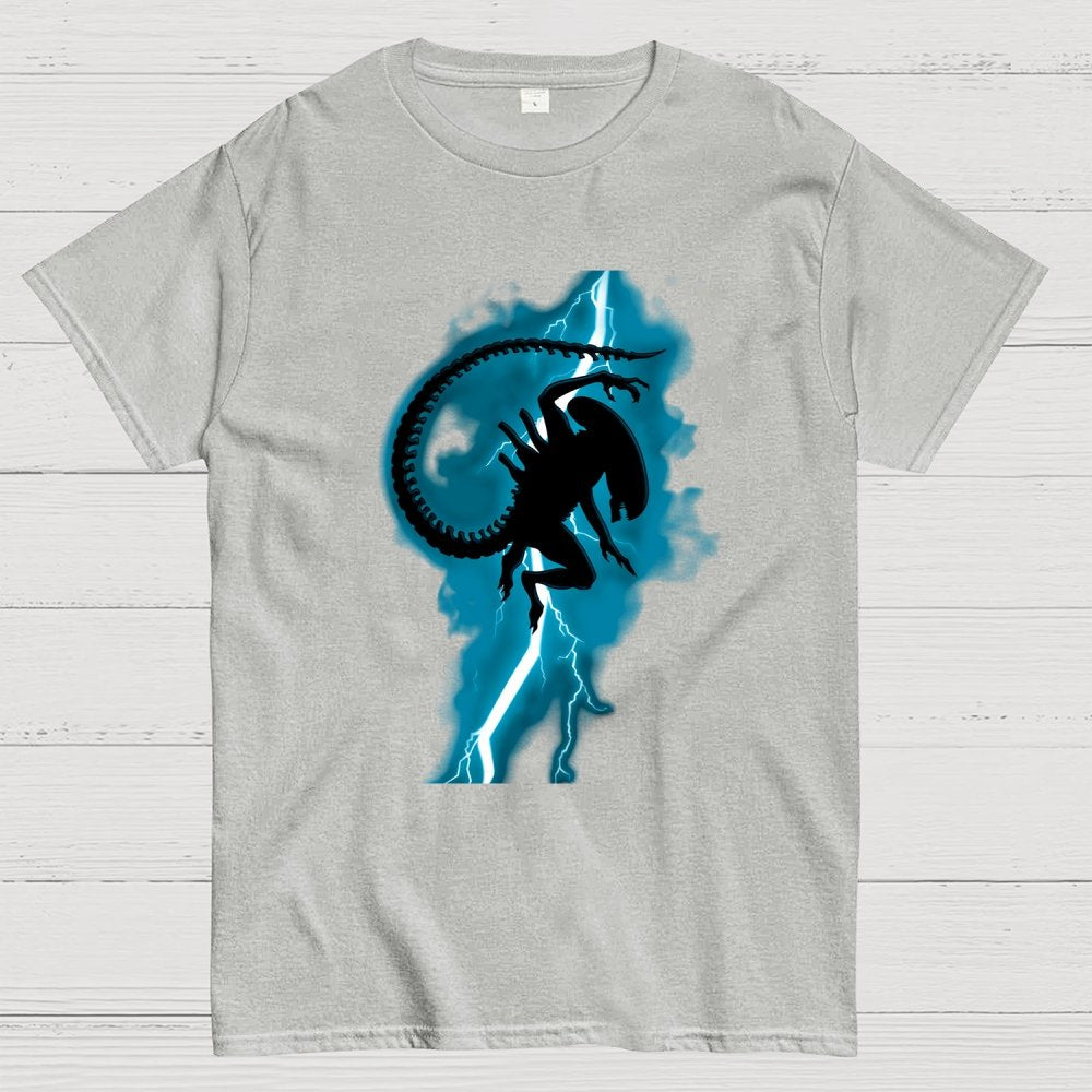 The Mysterious Creature Was Electrocuted. Geek T-Shirt
