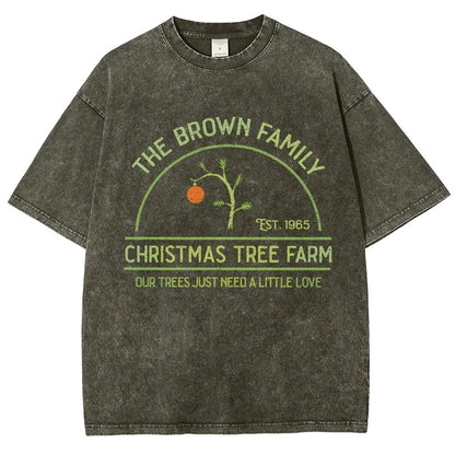 Vintage Christmas Tree Farm Vintage Distressed T-shirt
