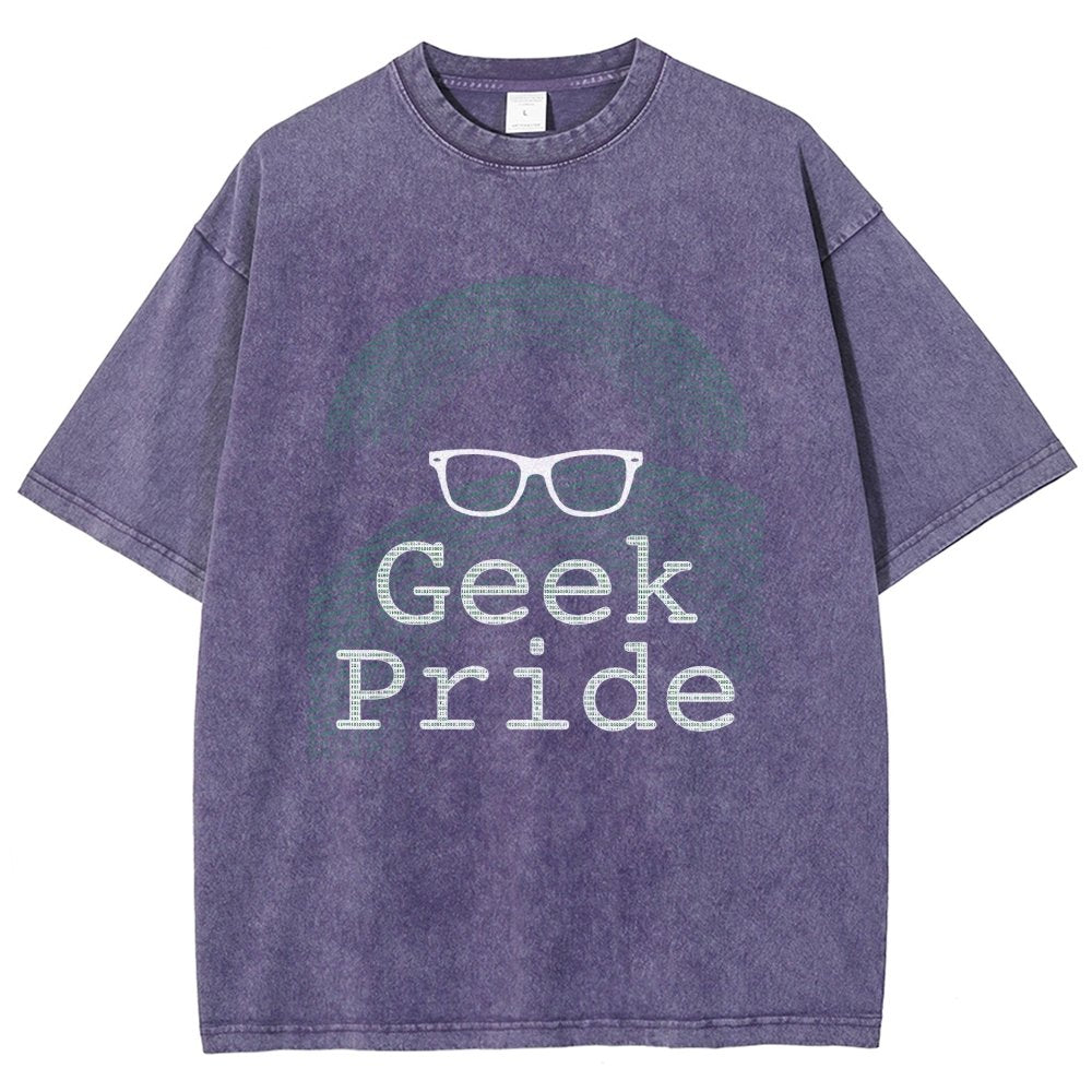 Geek Pried Vintage Distressed T-shirt