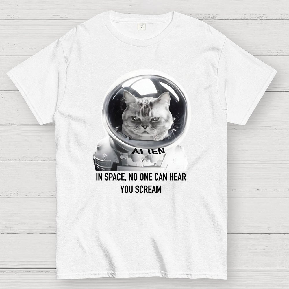 In Space No One Can Hear You Scream Geek T-Shirt
