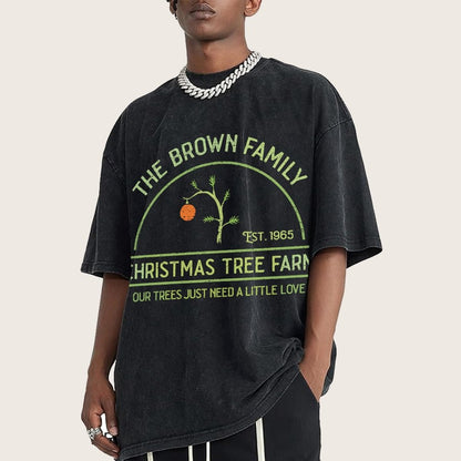 Vintage Christmas Tree Farm Vintage Distressed T-shirt