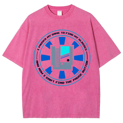 I Paused My Level To Find My Glasse Vintage Distressed T-shirt