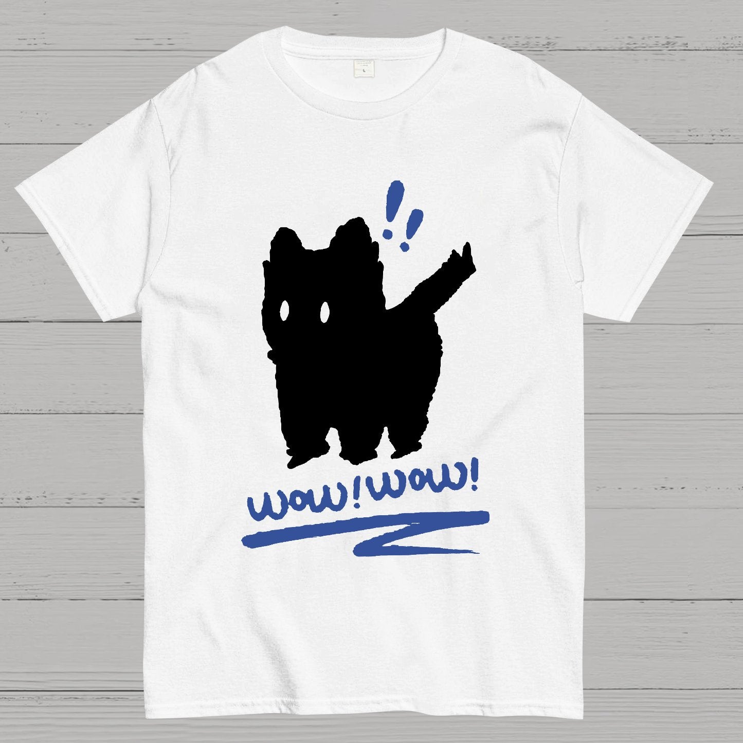 Frightened Black Cat Shadow Geek T-Shirt