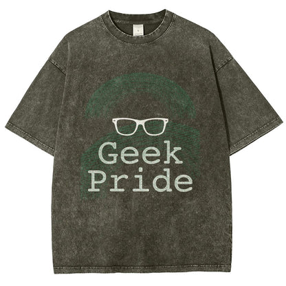 Geek Pried Vintage Distressed T-shirt