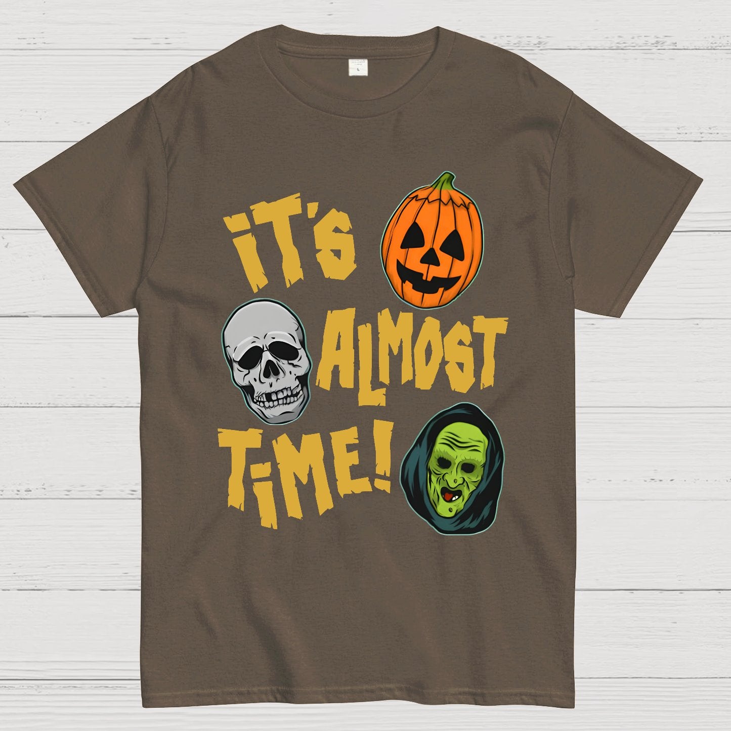 It‘s Almost Time ﻿Halloween Geeky T-Shirt