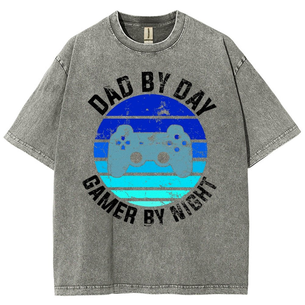 Dad By Day Gamer By Night Vintage Retro Vintage Distressed T-shirt