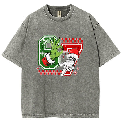 Six Seven 6 7 Christmas Vintage Distressed T-shirt