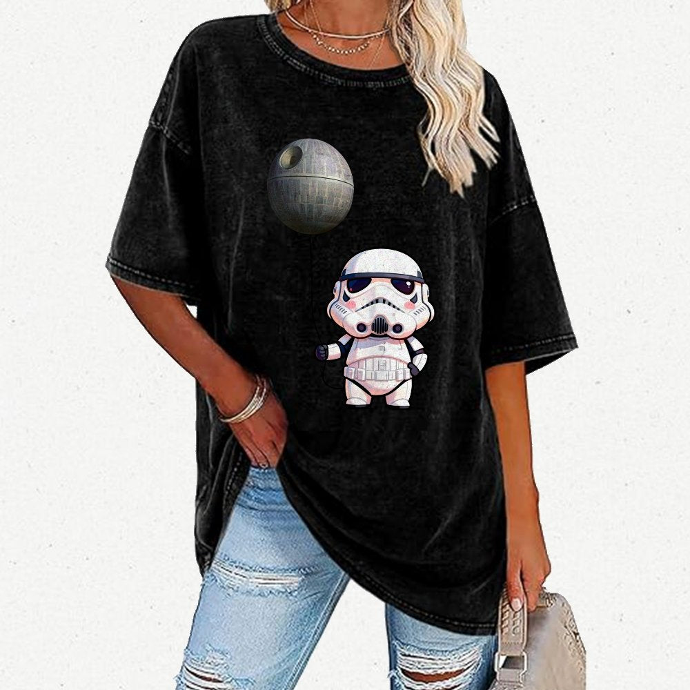 Soldiers playing with balloons Vintage Distressed T-shirt