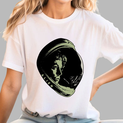 Science fiction horror aliens Geek T-Shirt