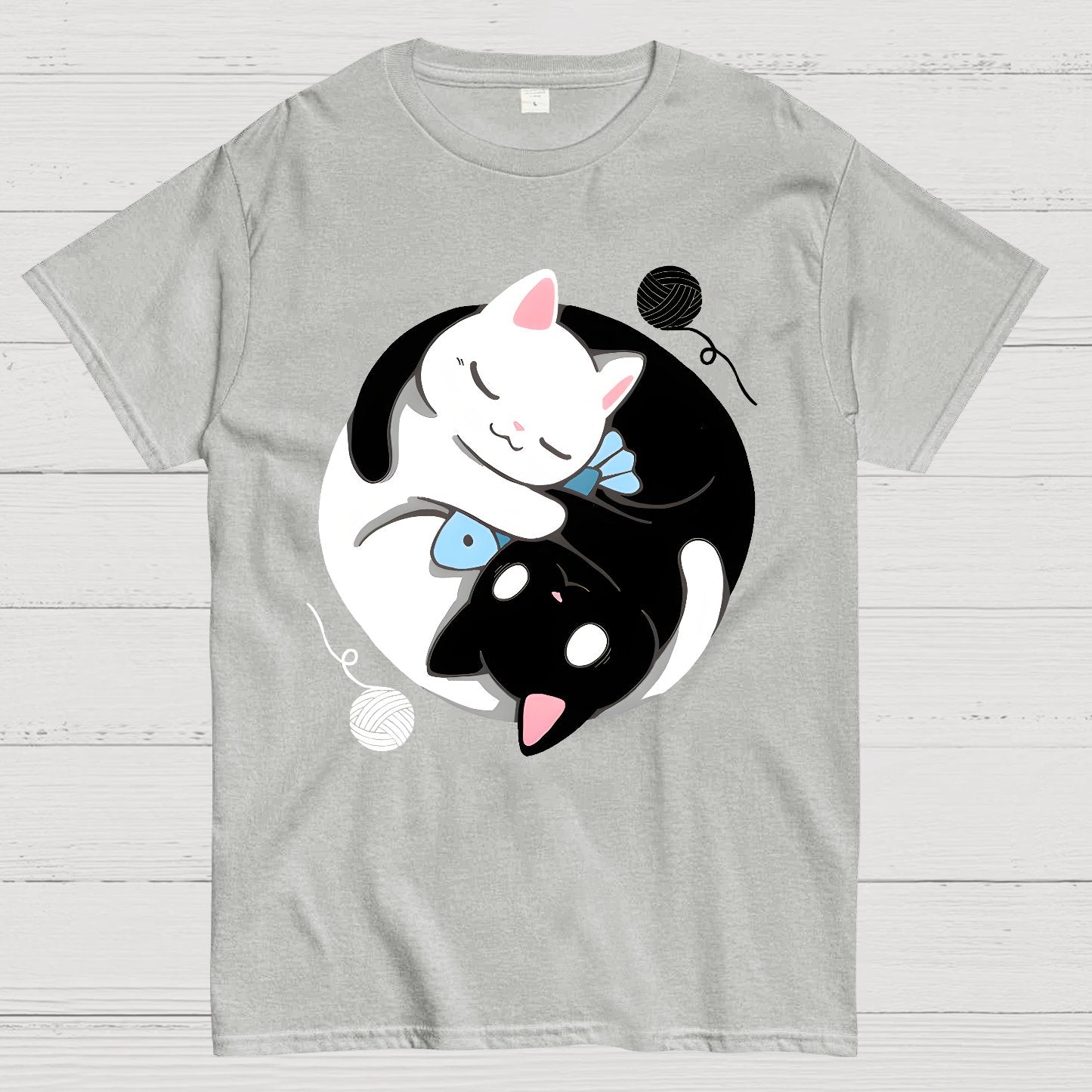 Balance Kittens Geek T-Shirt