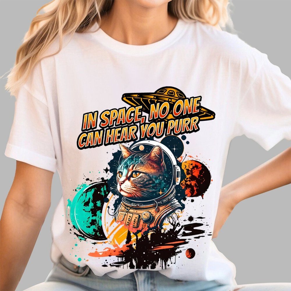 In Space No One Can Hear You Purr Geek T-Shirt