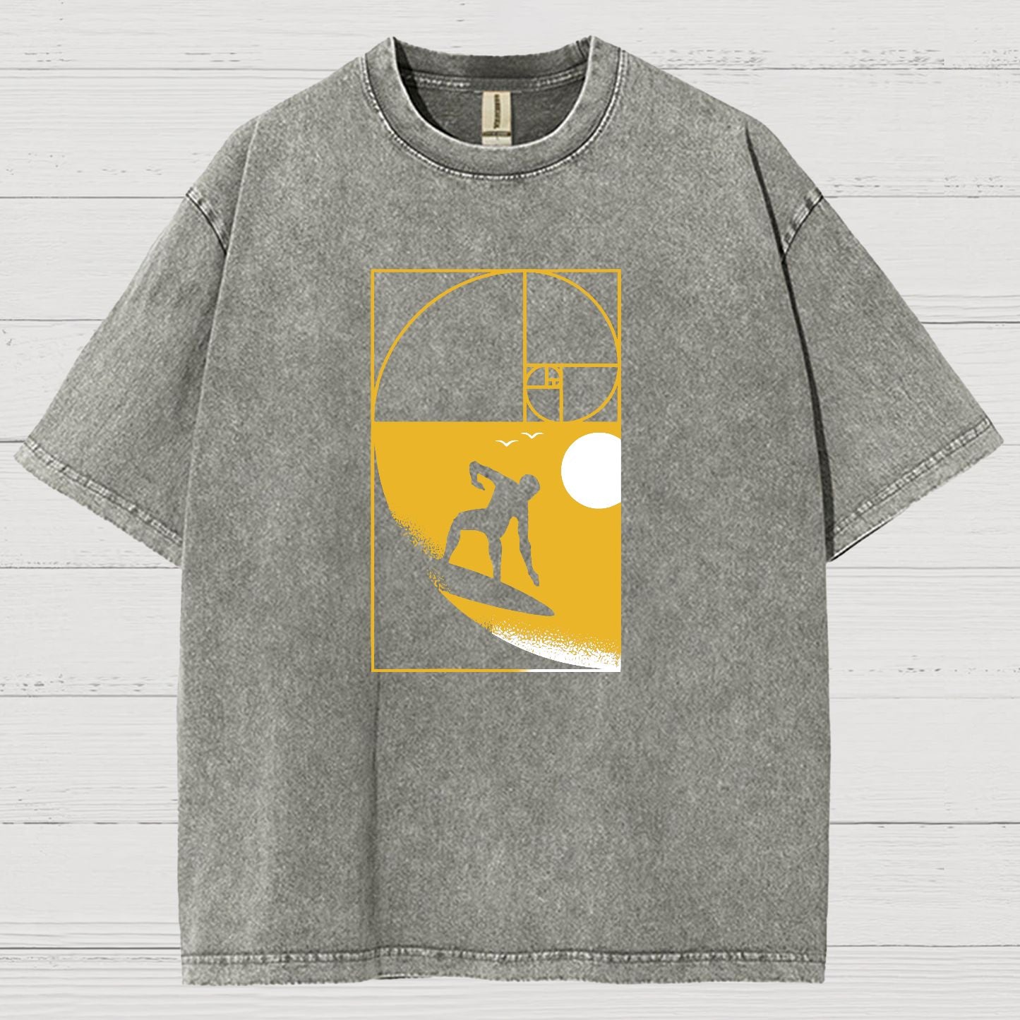 Golden Spiral Wave Geek Vintage Distressed T-shirt