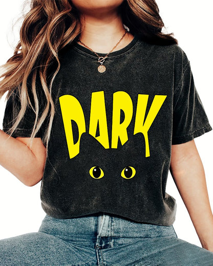 Dark Cat Funny Vintage Distressed T-shirt