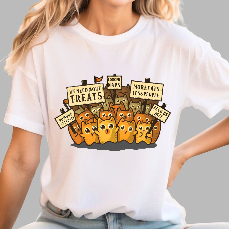 Kitten Protest Geek T-Shirt