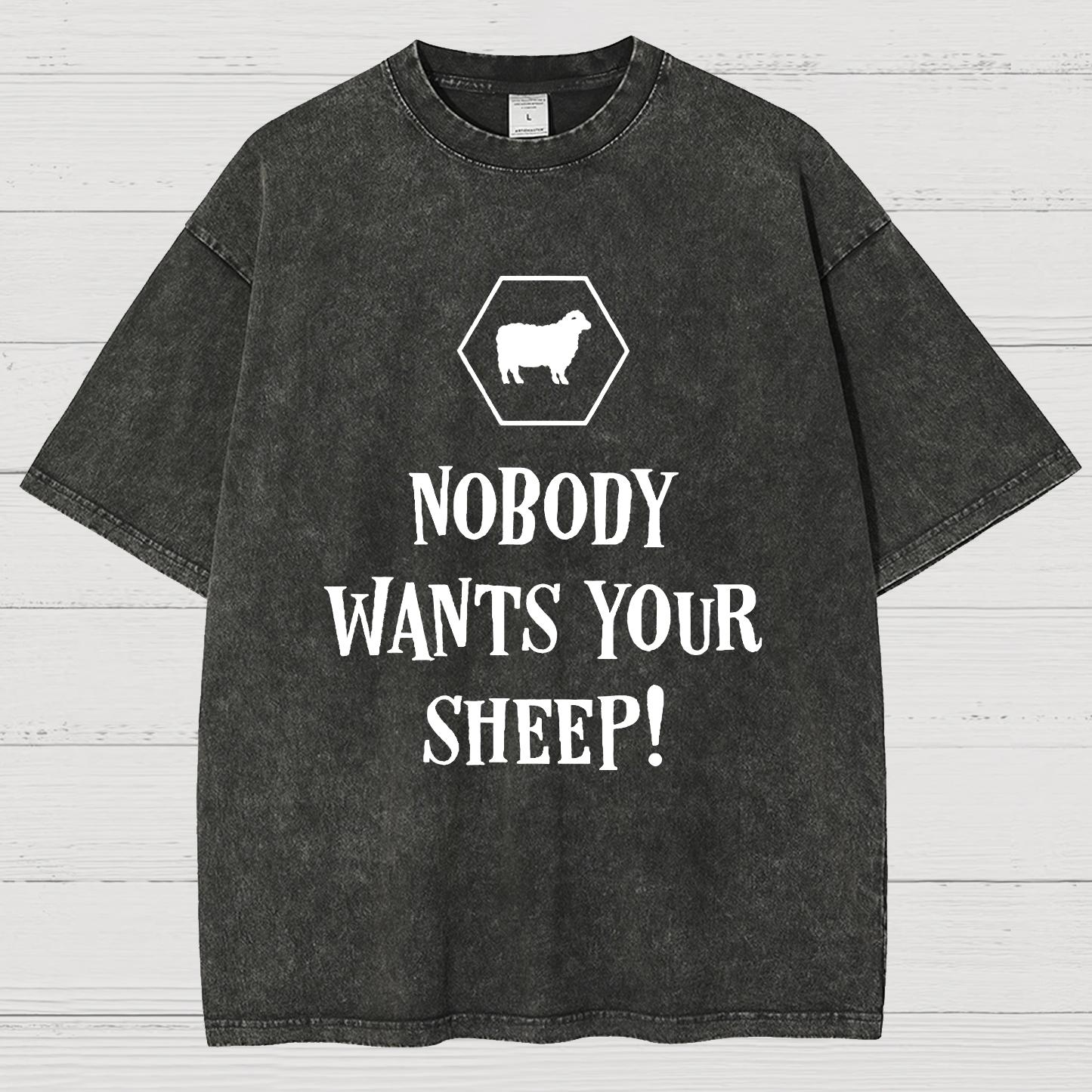 Nobody Wants Your Sheep Funny Boardgames Geek Vintage Distressed T-shirt