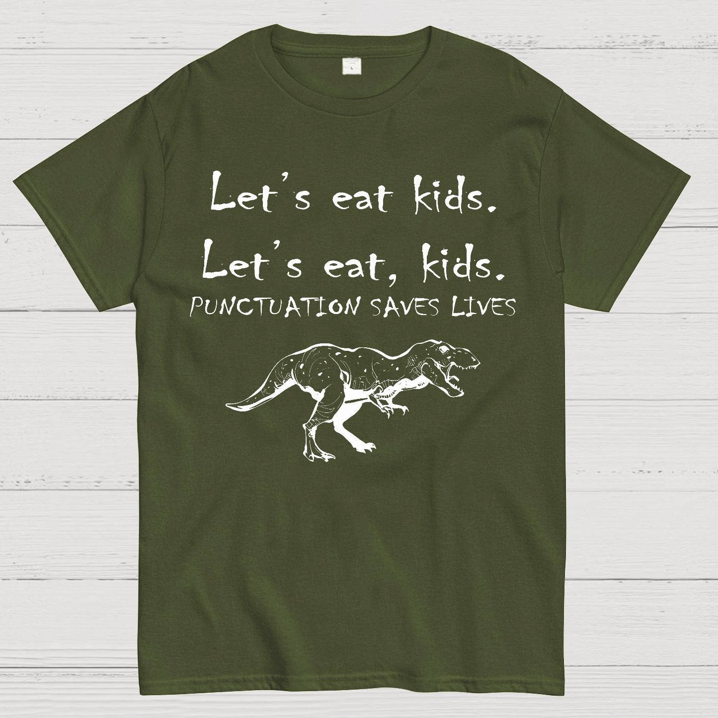 Punctuation Saves Lives .Geek T-Shirt