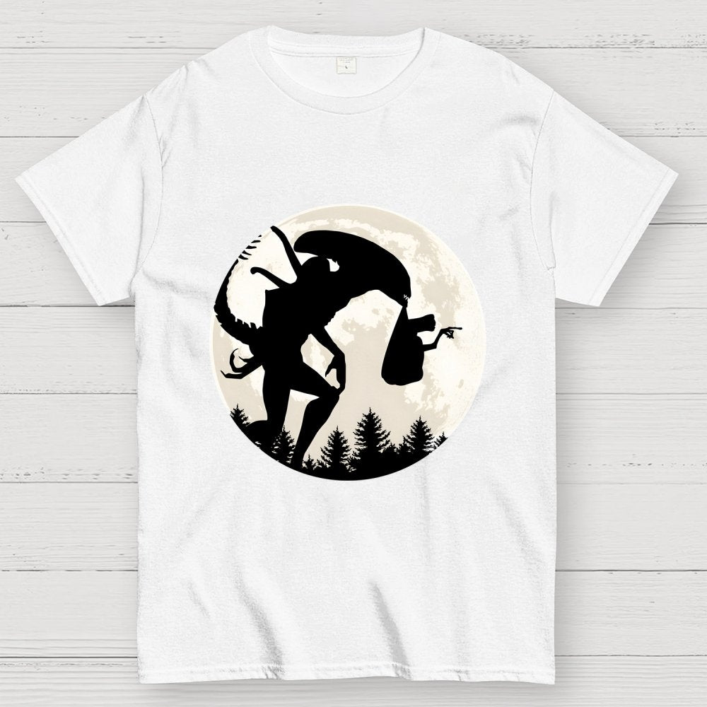 Strange creature and alien Geek T-Shirt