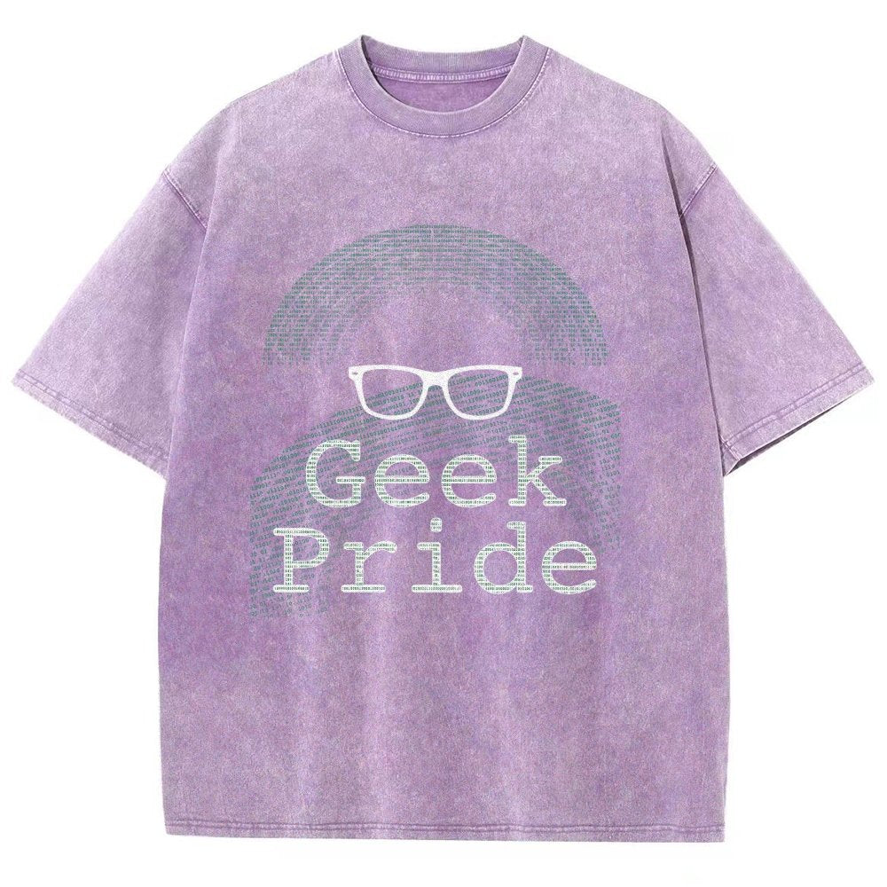Geek Pried Vintage Distressed T-shirt
