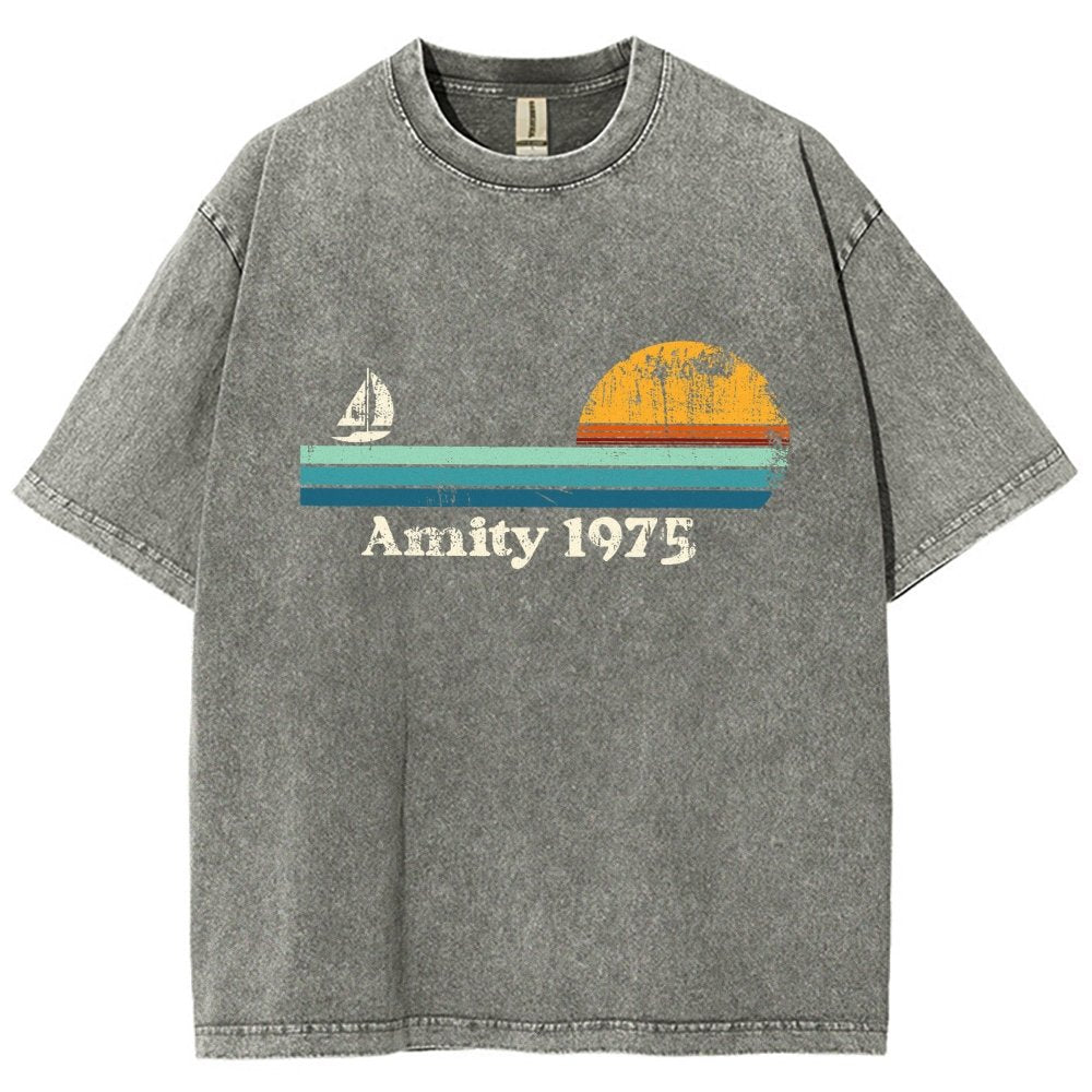 Amity 1975 Sunset Retro Sailboat Sunrise Summer Vintage Distressed T-shirt