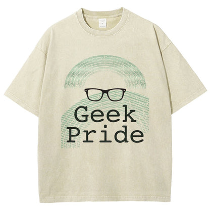 Geek Pried Vintage Distressed T-shirt