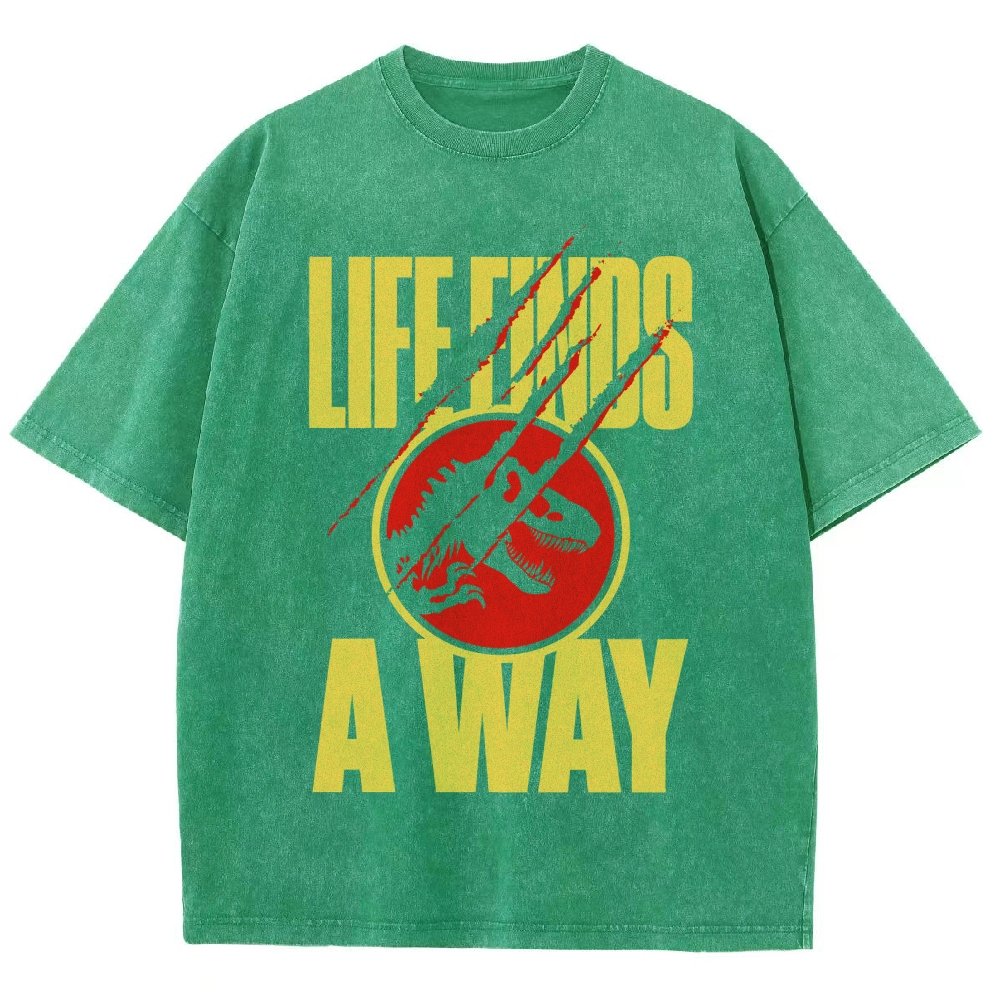 Life finds a way Vintage Distressed T-shirt