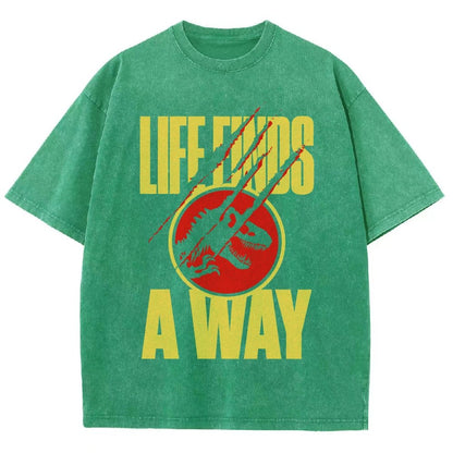 Life finds a way Vintage Distressed T-shirt