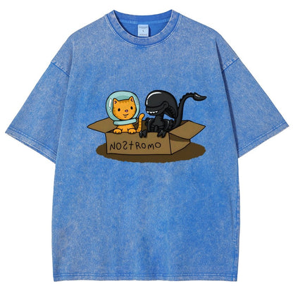 Jonesy And Mysterious Creature In A Box Vintage Distressed T-shirt
