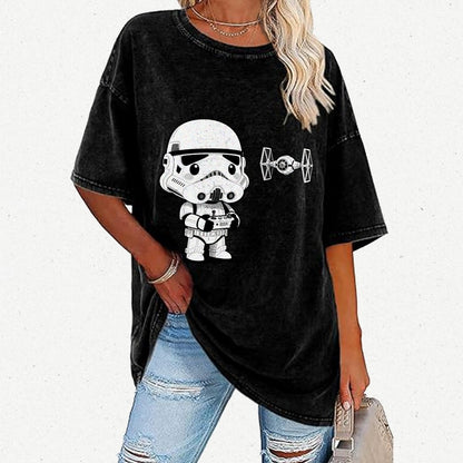 Soldiers learn about drones Vintage Distressed T-shirt