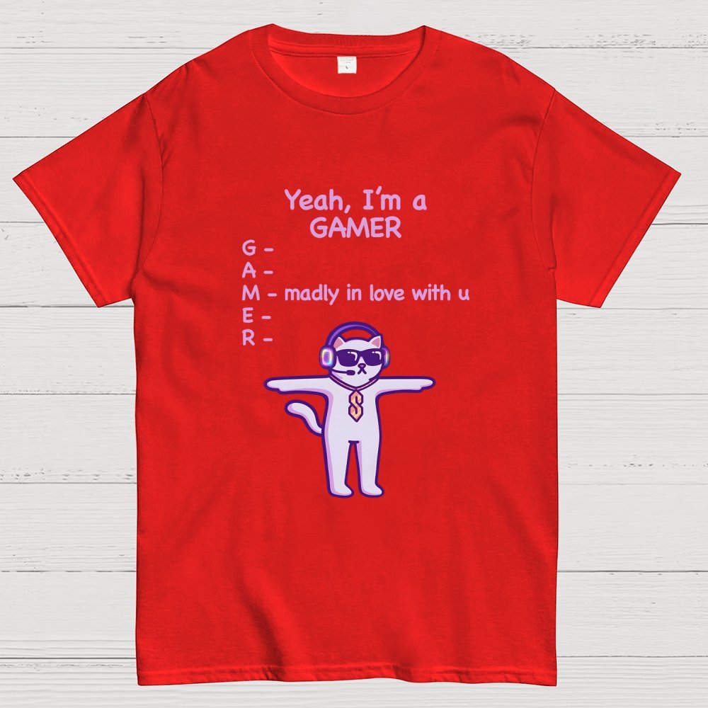 Madly In Love With You  Valentine's Day Geek T-Shirt