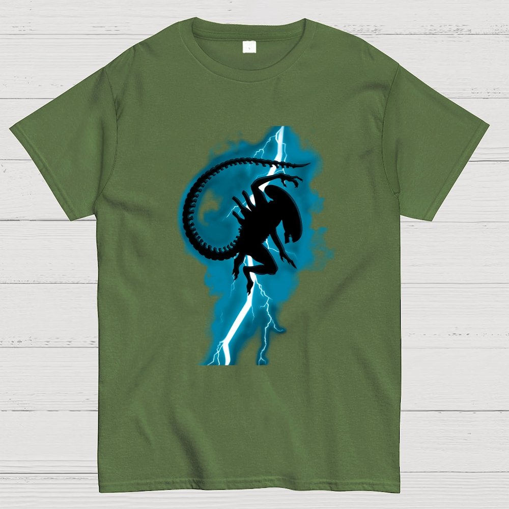 The Mysterious Creature Was Electrocuted. Geek T-Shirt