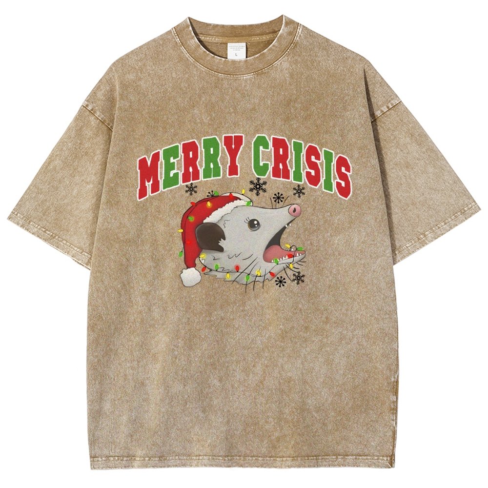Merry Crisis Opossum Funny Christmas Vintage Distressed T-shirt
