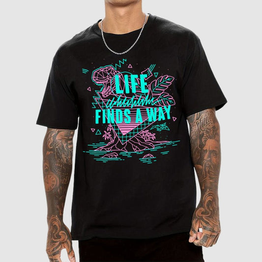 Life finds a way Unisex Geek T-Shirt
