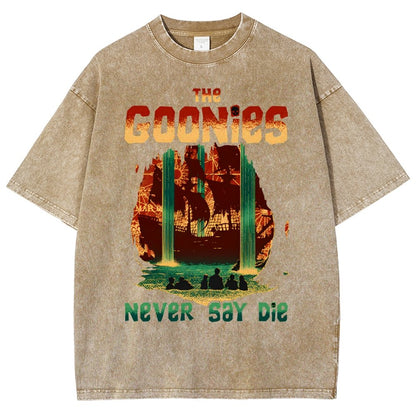 A Pirate Adventure Vintage Distressed T-shirt