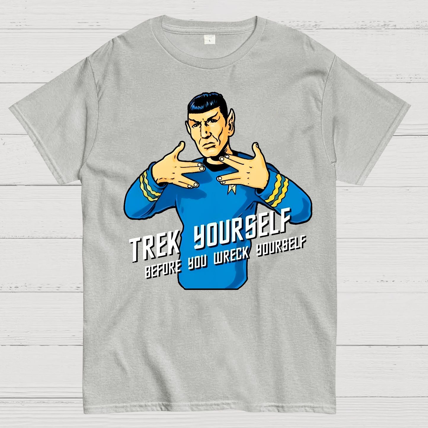 Travel Yourself Before You Wreck Yourself Geek T-Shirt