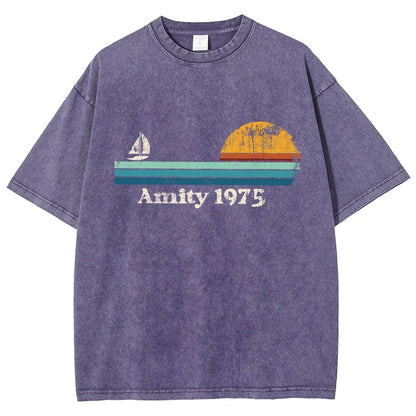 Amity 1975 Sunset Retro Sailboat Sunrise Summer Vintage Distressed T-shirt