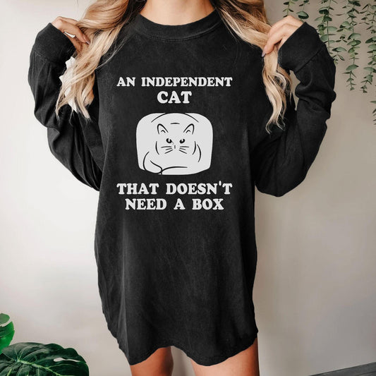 A Independent Cat That Doesn't Need Box Washed Long Sleeve Tee