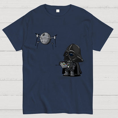 Cute Das plays with drones Geek T-Shirt