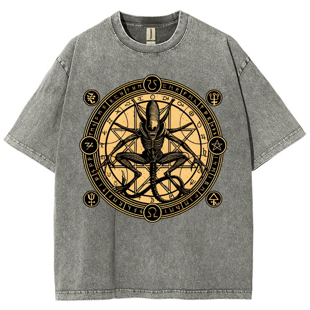 Creation Vintage Distressed T-shirt