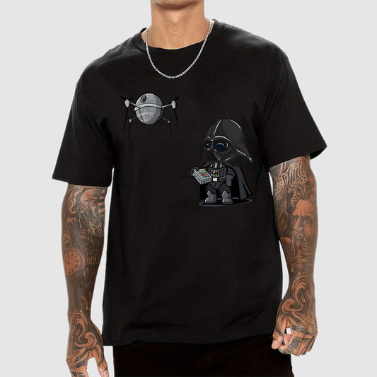 Cute Das plays with drones Geek T-Shirt