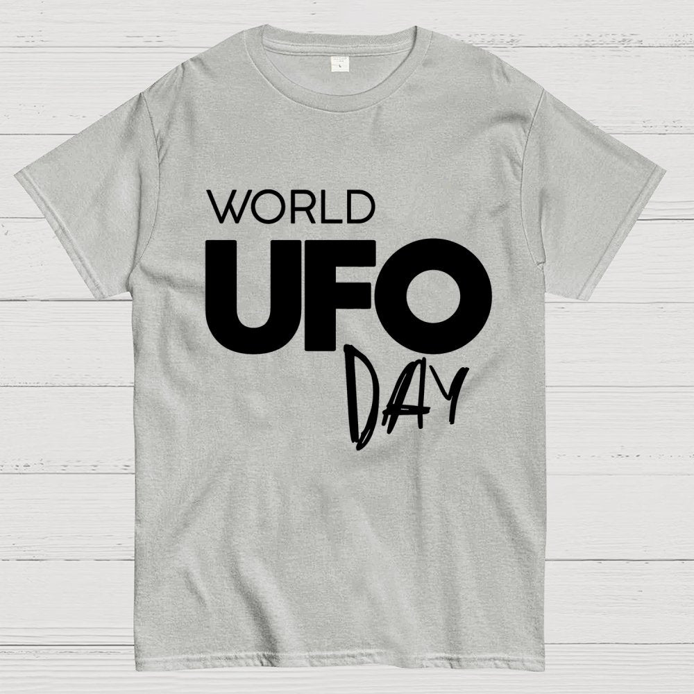 World Ufo Day Geek T-Shirt