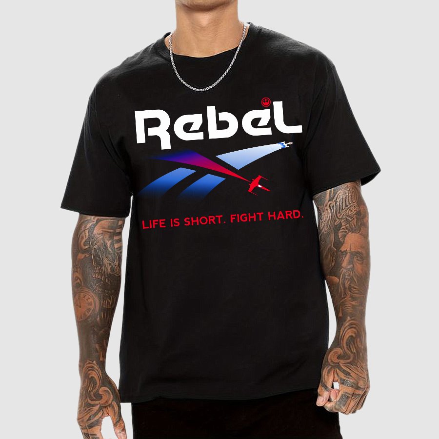 Life Is Short. Fight Hard. Geek T-Shirt