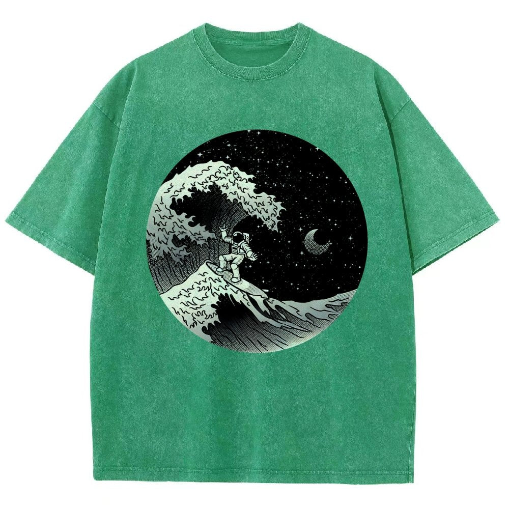 Astronaut Surfing Kanagawa Wave Vintage Distressed T-shirt