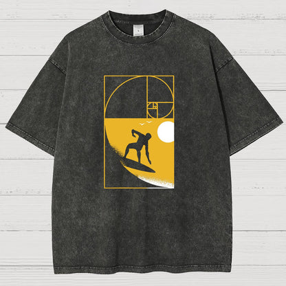 Golden Spiral Wave Geek Vintage Distressed T-shirt