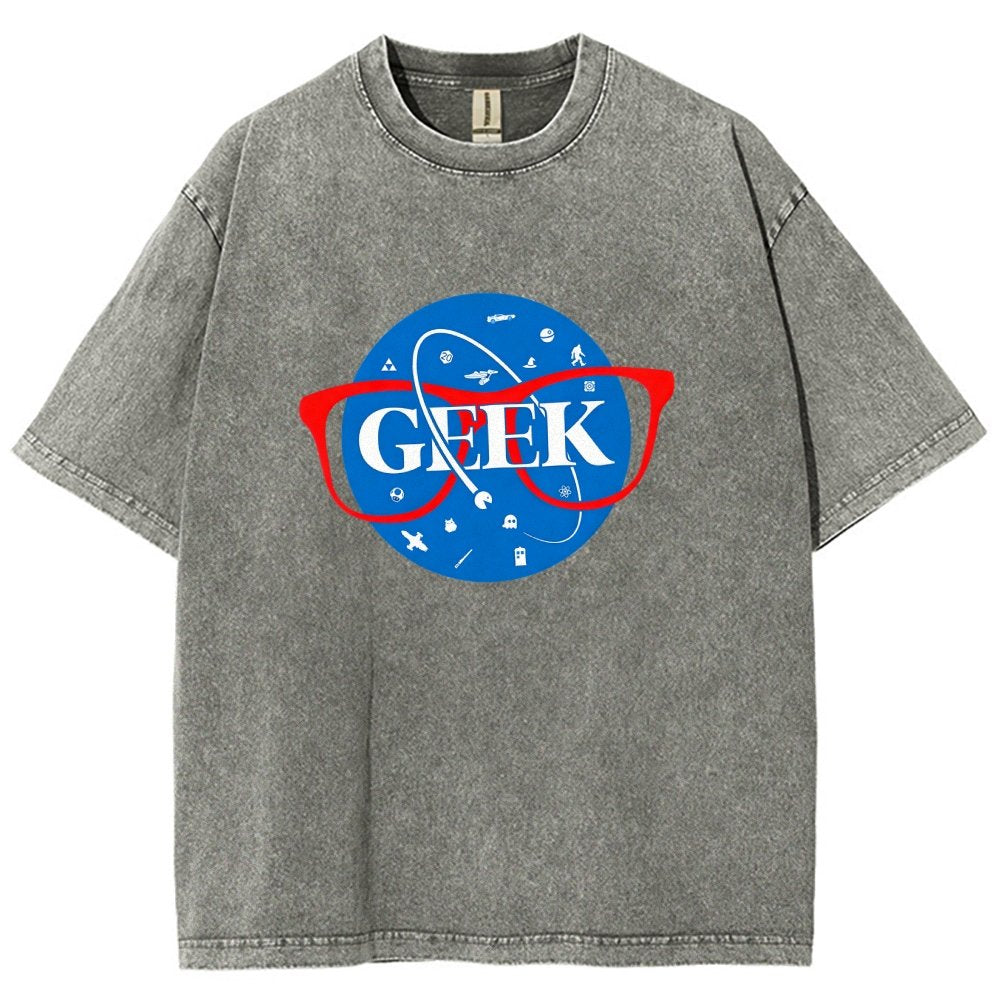 GEEK Space Patch Vintage Distressed T-shirt