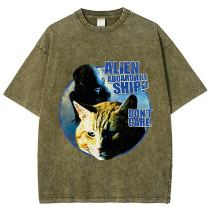 Top Cat Alien Aboard The Ship Don’t Care  Vintage Distressed T-shirt