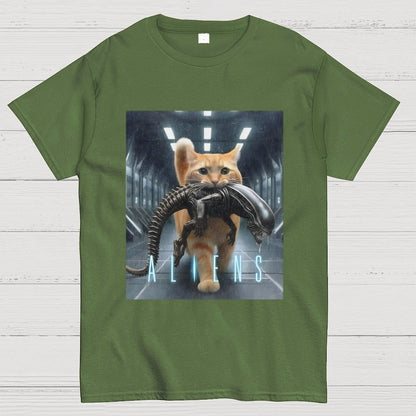 Cat Vs Mysterious Creatures Geek T-Shirt