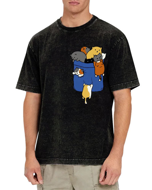 Pocket Cat Funny Vintage Distressed T-shirt