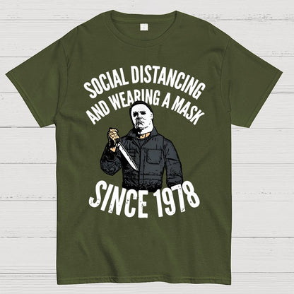 Maintain Social Distance Geek T-Shirt